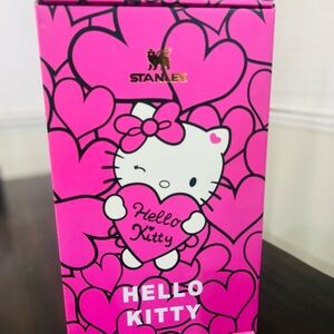 Quencher H2.0 Tumbler Hello Kitty Pink Heart Box 40oz